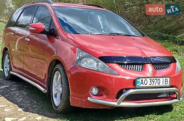 Мінівен Mitsubishi Grandis 2006 в 