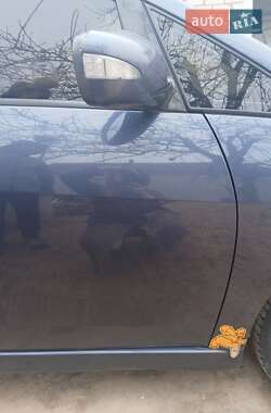 Минивэн Mitsubishi Grandis 2004 в 