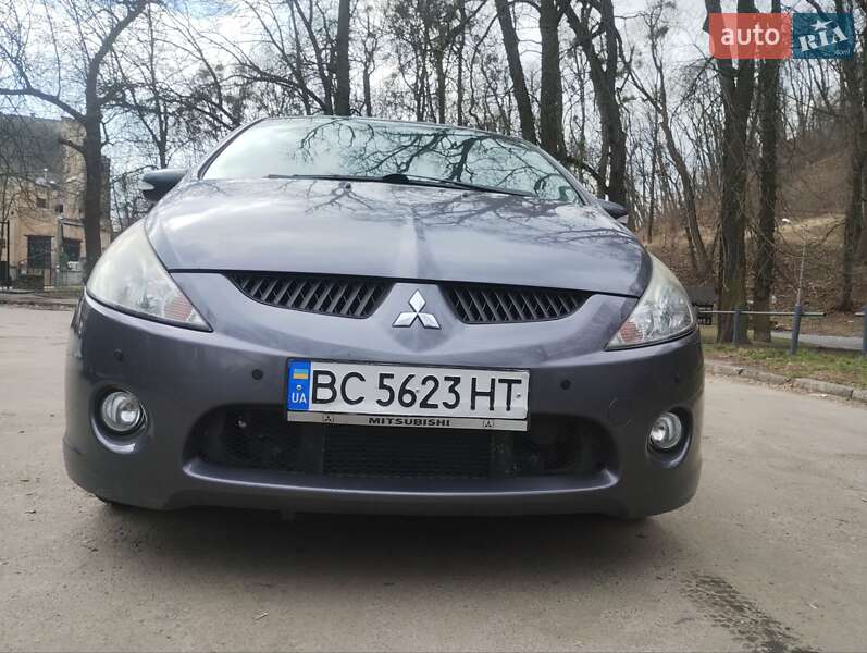 Мінівен Mitsubishi Grandis 2007 в Львові