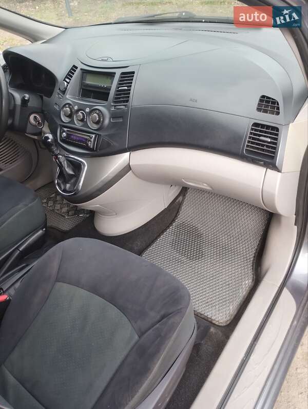 Мінівен Mitsubishi Grandis 2007 в Львові