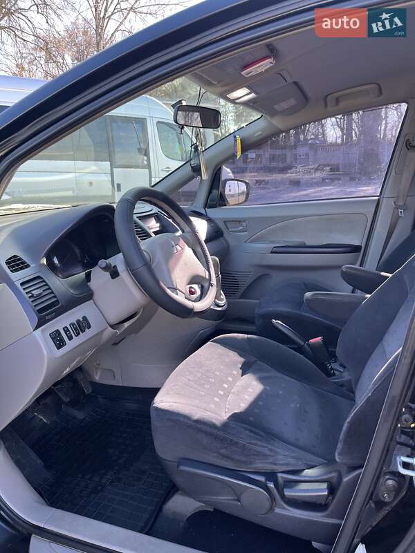 Минивэн Mitsubishi Grandis 2005 в Виннице