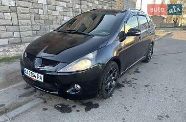 Мінівен Mitsubishi Grandis 2005 в 