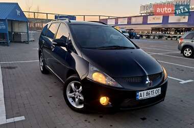 Мінівен Mitsubishi Grandis 2004 в 
