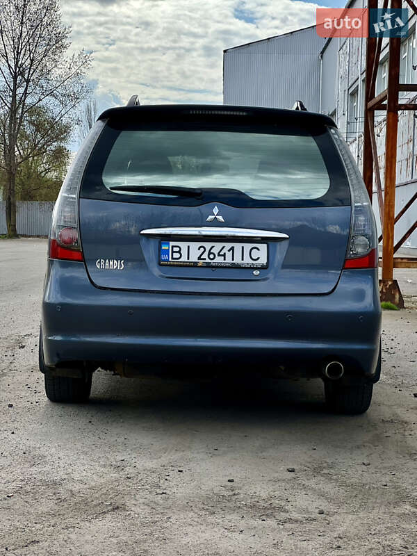 Мінівен Mitsubishi Grandis 2005 в Полтаві