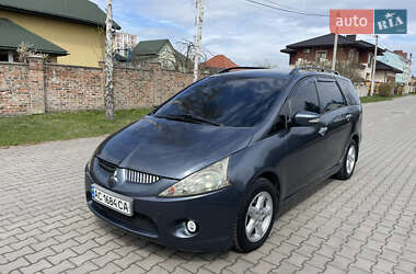 Минивэн Mitsubishi Grandis 2006 в 