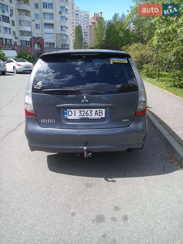 Мінівен Mitsubishi Grandis 2006 в Києві фото 6 Мінівен Mitsubishi Grandis 2006 в Києві
