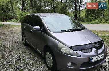 Минивэн Mitsubishi Grandis 2005 в 