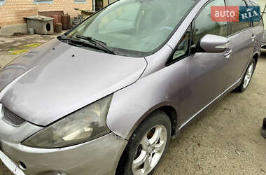 Минивэн Mitsubishi Grandis 2005 в Радомышле