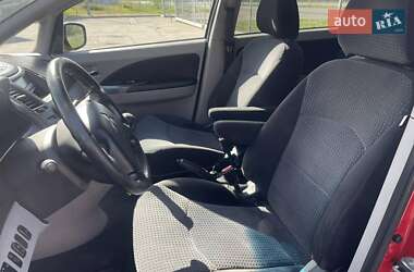 Мінівен Mitsubishi Grandis 2005 в 