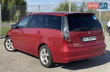 Мінівен Mitsubishi Grandis 2005 в 