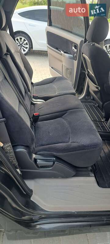 Минивэн Mitsubishi Grandis 2006 в Дрогобыче