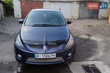 Мінівен Mitsubishi Grandis 2004 в 