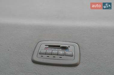 Мінівен Mitsubishi Grandis 2004 в 
