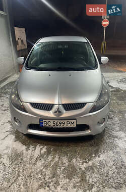 Минивэн Mitsubishi Grandis 2005 в Львове