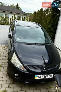 Минивэн Mitsubishi Grandis 2008 в Кропивницком