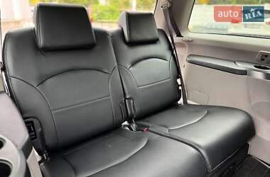 Мінівен Mitsubishi Grandis 2007 в 