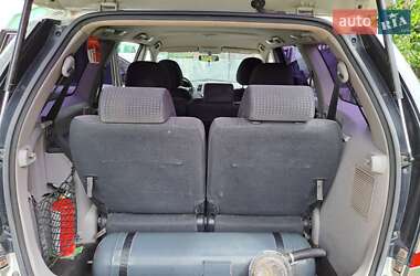 Минивэн Mitsubishi Grandis 2006 в 