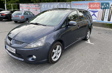 Мінівен Mitsubishi Grandis 2007 в 
