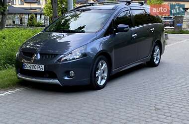 Минивэн Mitsubishi Grandis 2007 в Жовкве