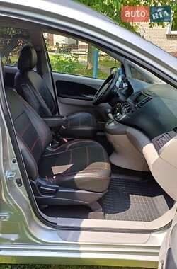 Мінівен Mitsubishi Grandis 2008 в 