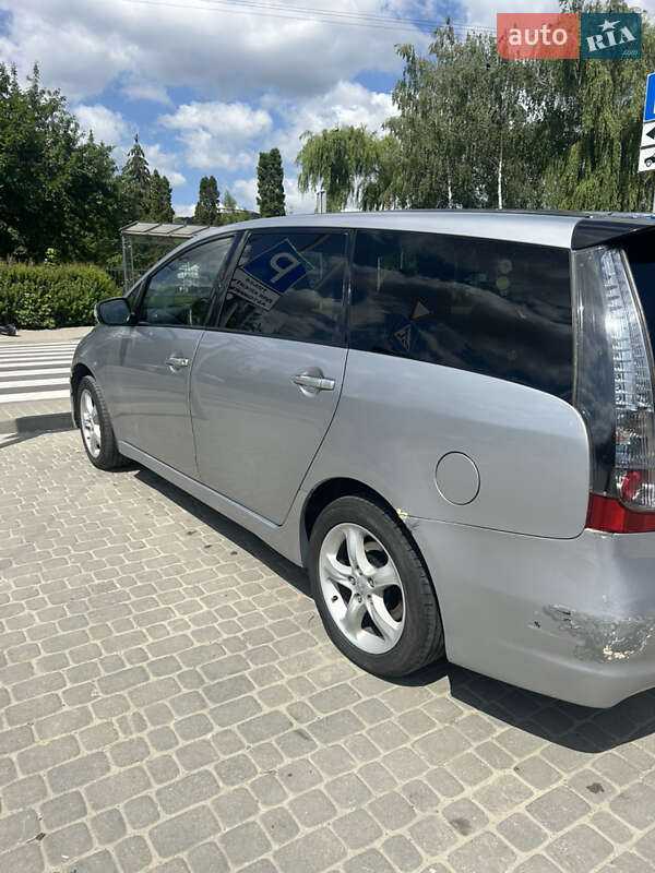 Мінівен Mitsubishi Grandis 2005 в Львові