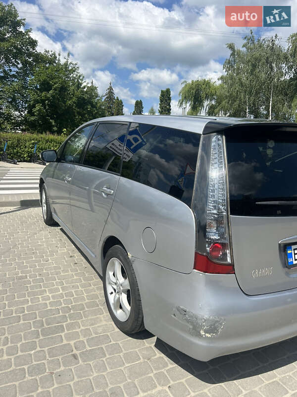 Мінівен Mitsubishi Grandis 2005 в Львові