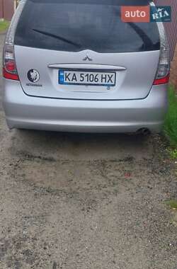 Минивэн Mitsubishi Grandis 2008 в Макарове