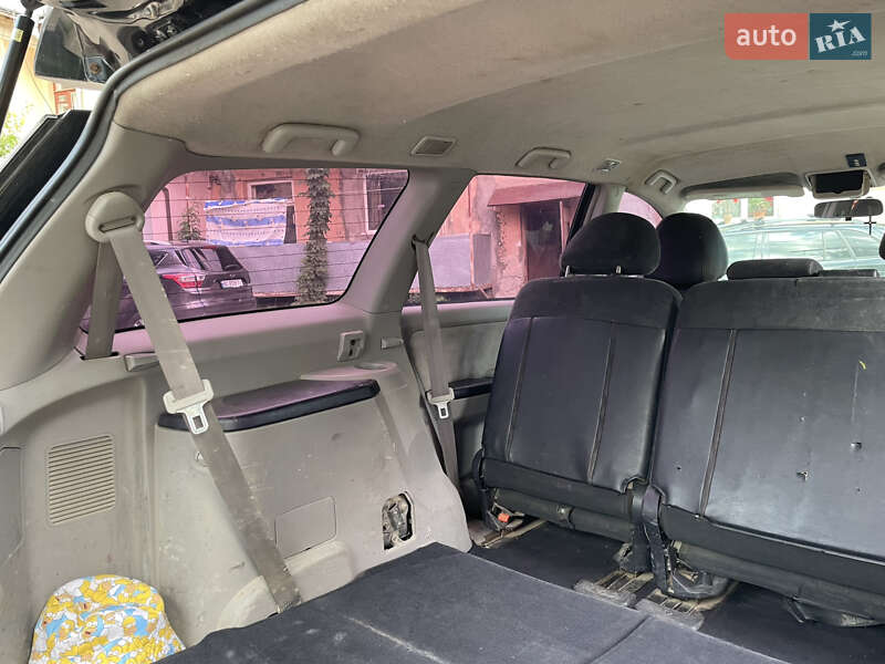 Мінівен Mitsubishi Grandis 2005 в Чернівцях