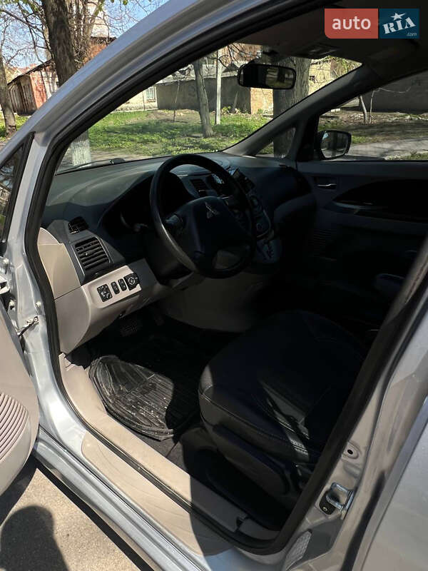 Мінівен Mitsubishi Grandis 2007 в Знам'янці