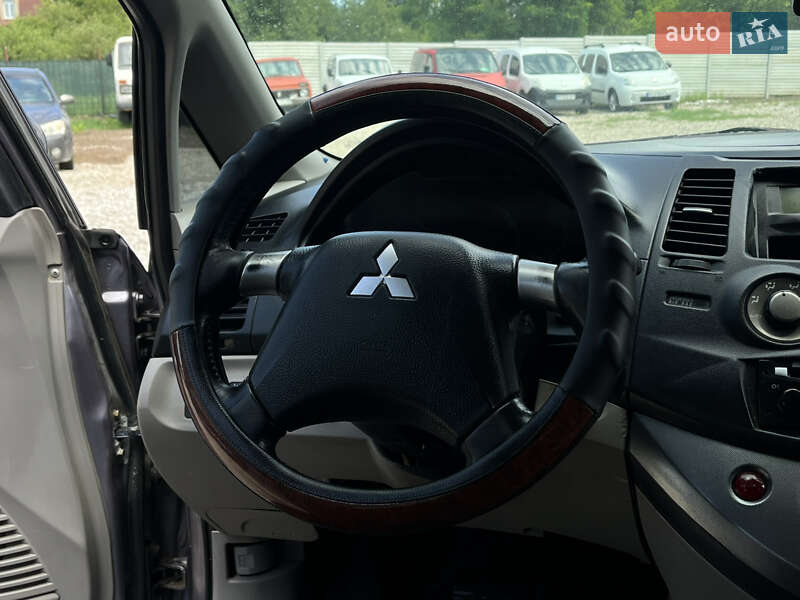 Минивэн Mitsubishi Grandis 2006 в Харькове