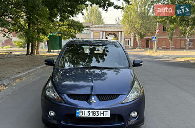 Минивэн Mitsubishi Grandis 2006 в 