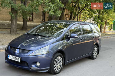Минивэн Mitsubishi Grandis 2006 в 