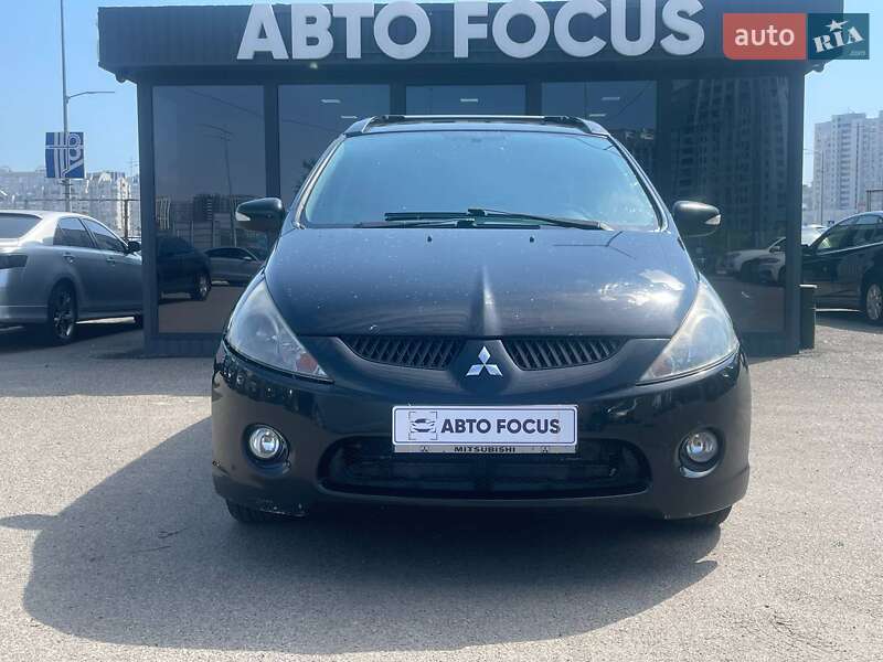 Минивэн Mitsubishi Grandis 2008 в Киеве