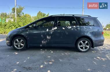 Минивэн Mitsubishi Grandis 2006 в 