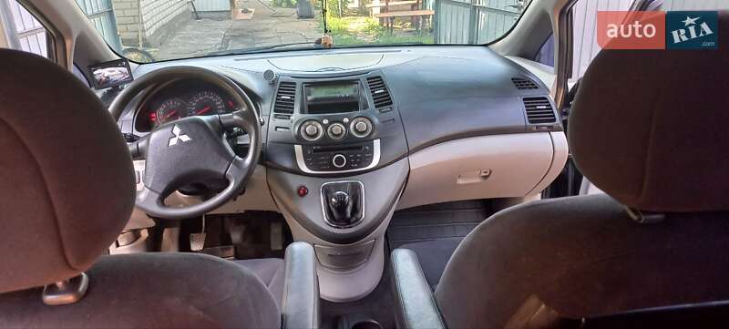 Минивэн Mitsubishi Grandis 2008 в Днепре