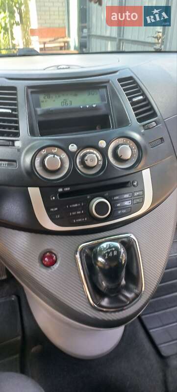 Минивэн Mitsubishi Grandis 2008 в Днепре