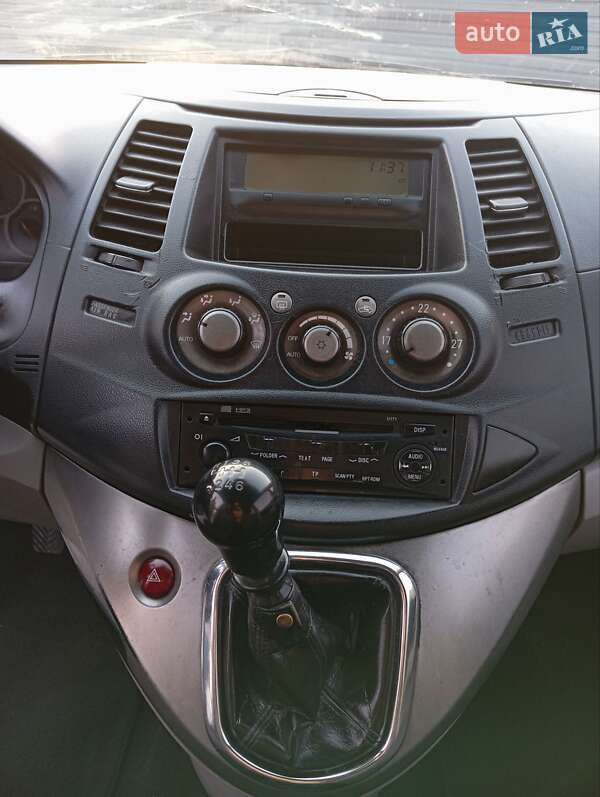 Мінівен Mitsubishi Grandis 2009 в Кам'янець-Подільському