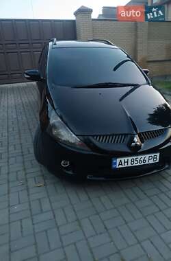 Мінівен Mitsubishi Grandis 2005 в 