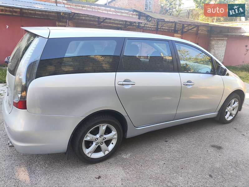 Минивэн Mitsubishi Grandis 2008 в Чернигове фото 4 Минивэн Mitsubishi Grandis 2008 в Чернигове