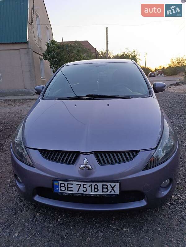 Минивэн Mitsubishi Grandis 2006 в Николаеве