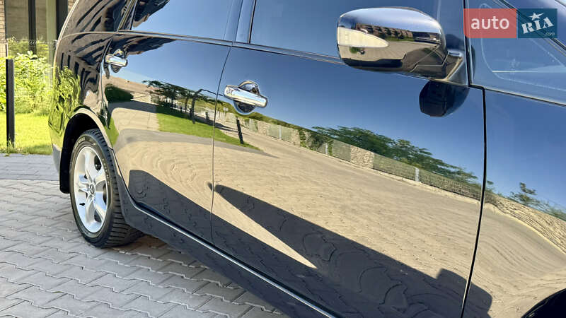 Мінівен Mitsubishi Grandis 2007 в Івано-Франківську