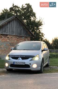 Минивэн Mitsubishi Grandis 2006 в 