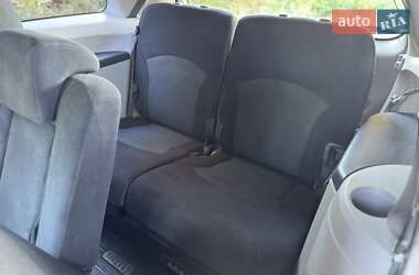 Минивэн Mitsubishi Grandis 2008 в 