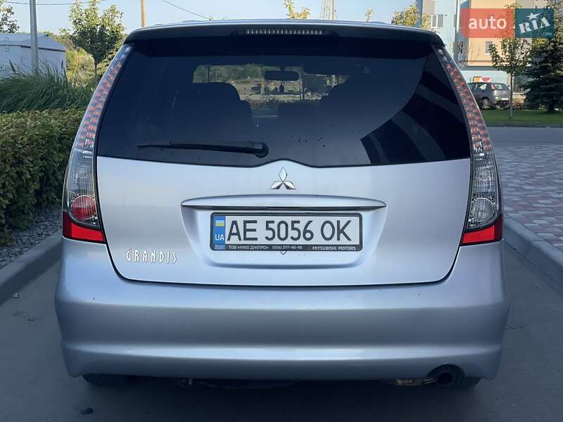 Минивэн Mitsubishi Grandis 2006 в Днепре