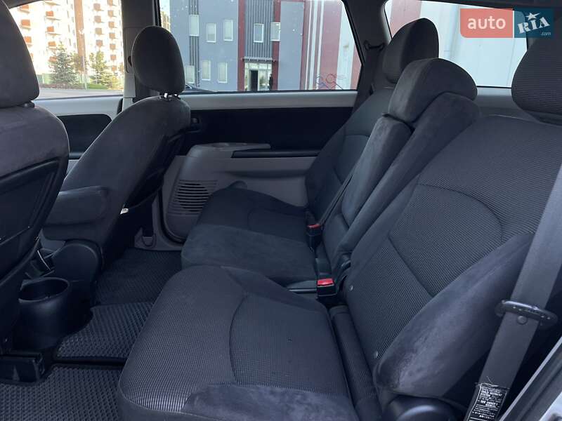 Минивэн Mitsubishi Grandis 2006 в Днепре