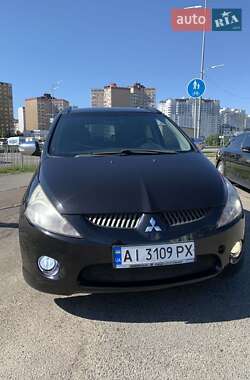 Минивэн Mitsubishi Grandis 2008 в 