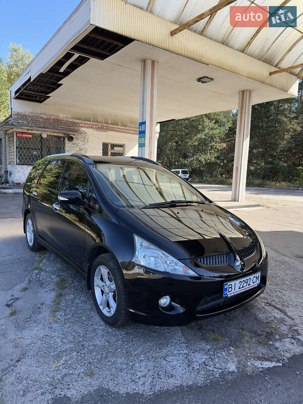 Mitsubishi Grandis 2008