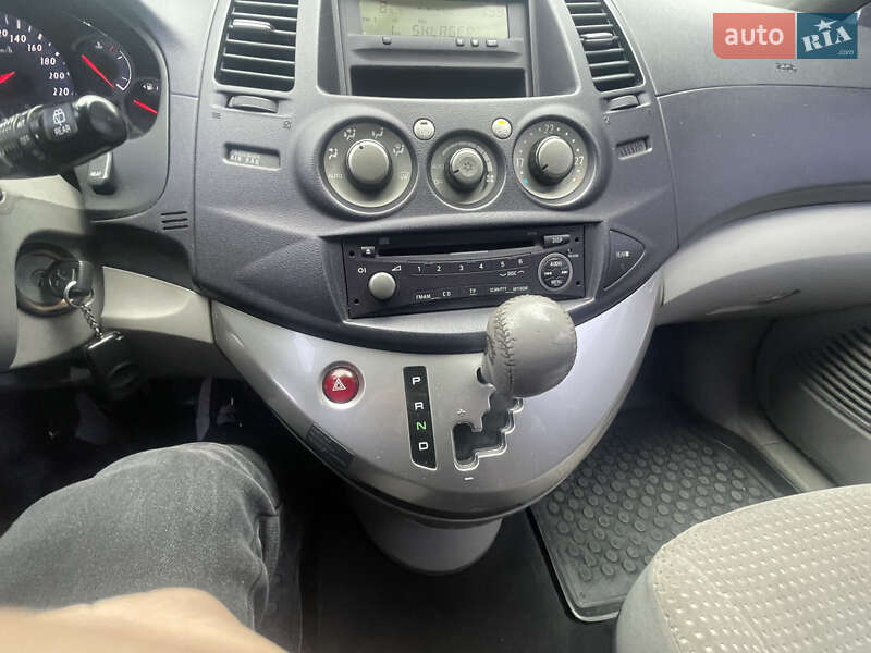 Мінівен Mitsubishi Grandis 2005 в Хмельницькому фото 36 Мінівен Mitsubishi Grandis 2005 в Хмельницькому