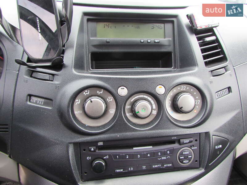 Минивэн Mitsubishi Grandis 2007 в Кропивницком фото 27 Минивэн Mitsubishi Grandis 2007 в Кропивницком