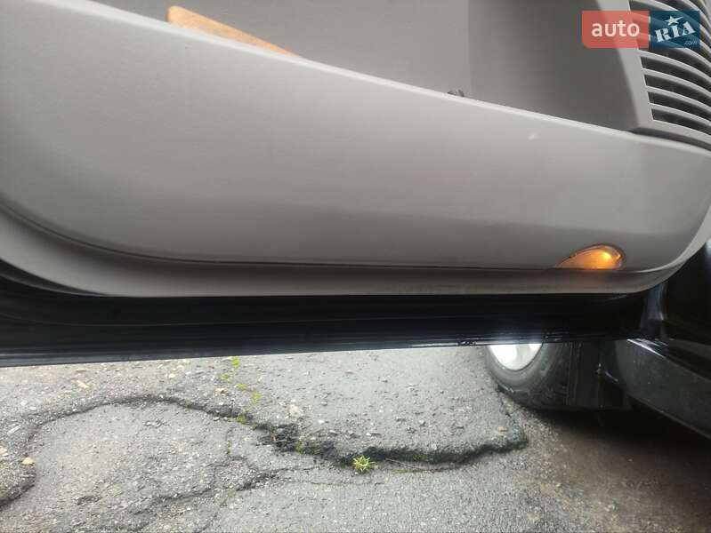 Минивэн Mitsubishi Grandis 2005 в Звягеле фото 10 Минивэн Mitsubishi Grandis 2005 в Звягеле